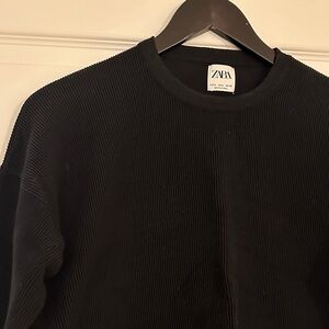 Zara Ribbed Knit Black Crewneck Sweater, size small